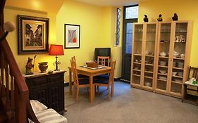 107 Rosario, Guesthouse